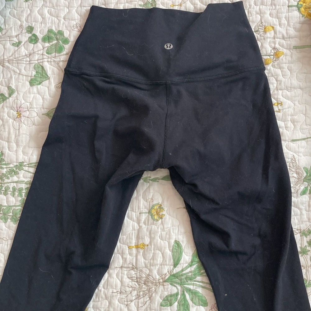 Lululemon three quarter length black leggings. No pilling. Size small